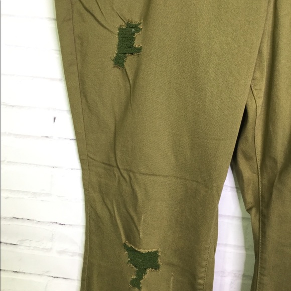 Fashion To Figure Plus Size 24 Skinny Denim Jeans - Picture 3 of 8